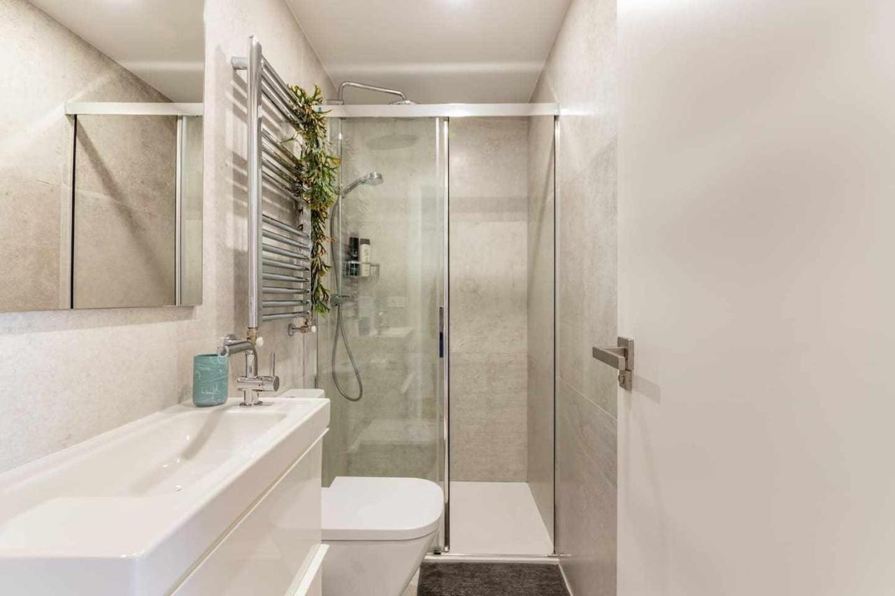 New Amara Suite Friends & Families Parking San Sebastián Dış mekan fotoğraf